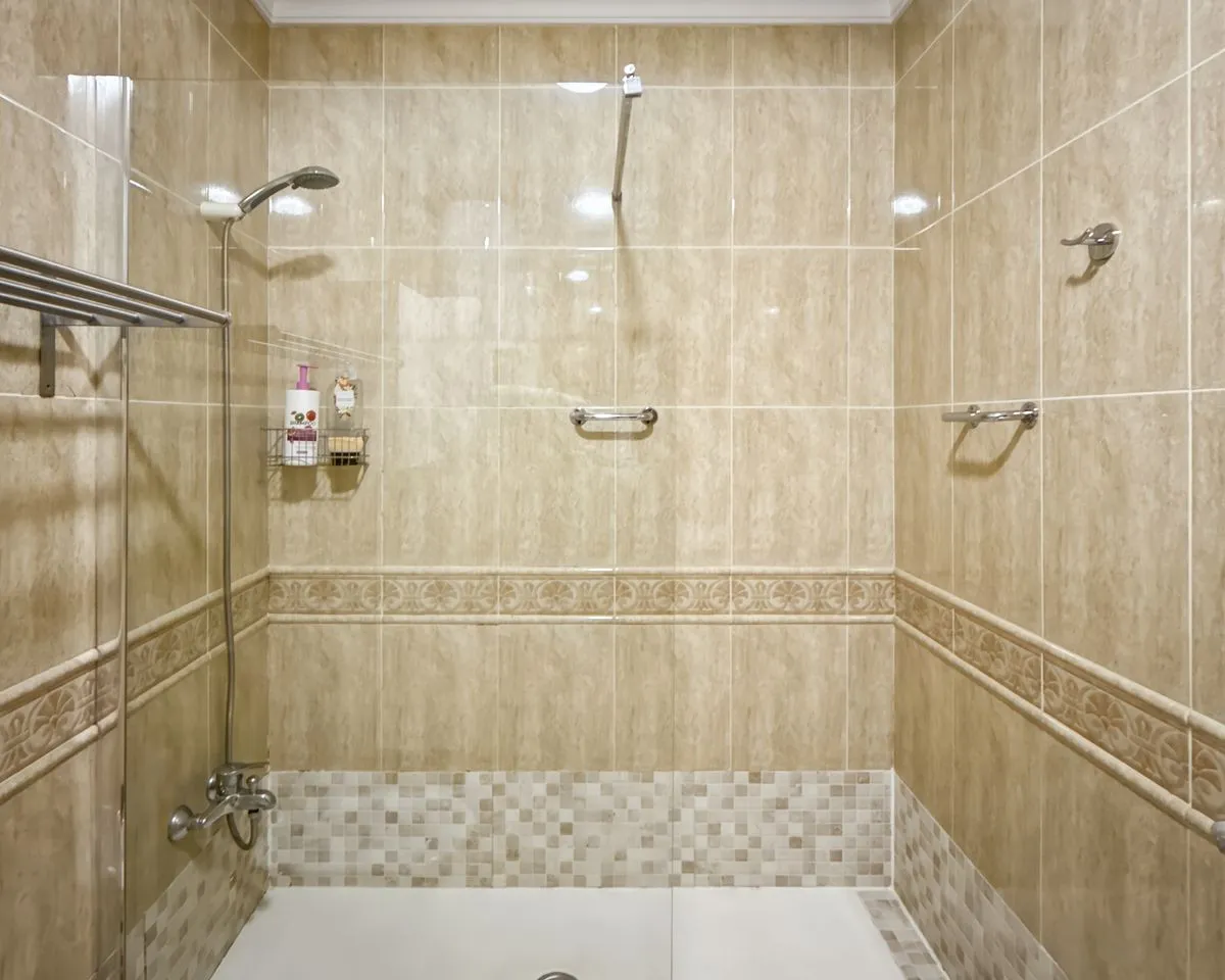 e24bca38-3117-484e-b587-191e7e81fad4