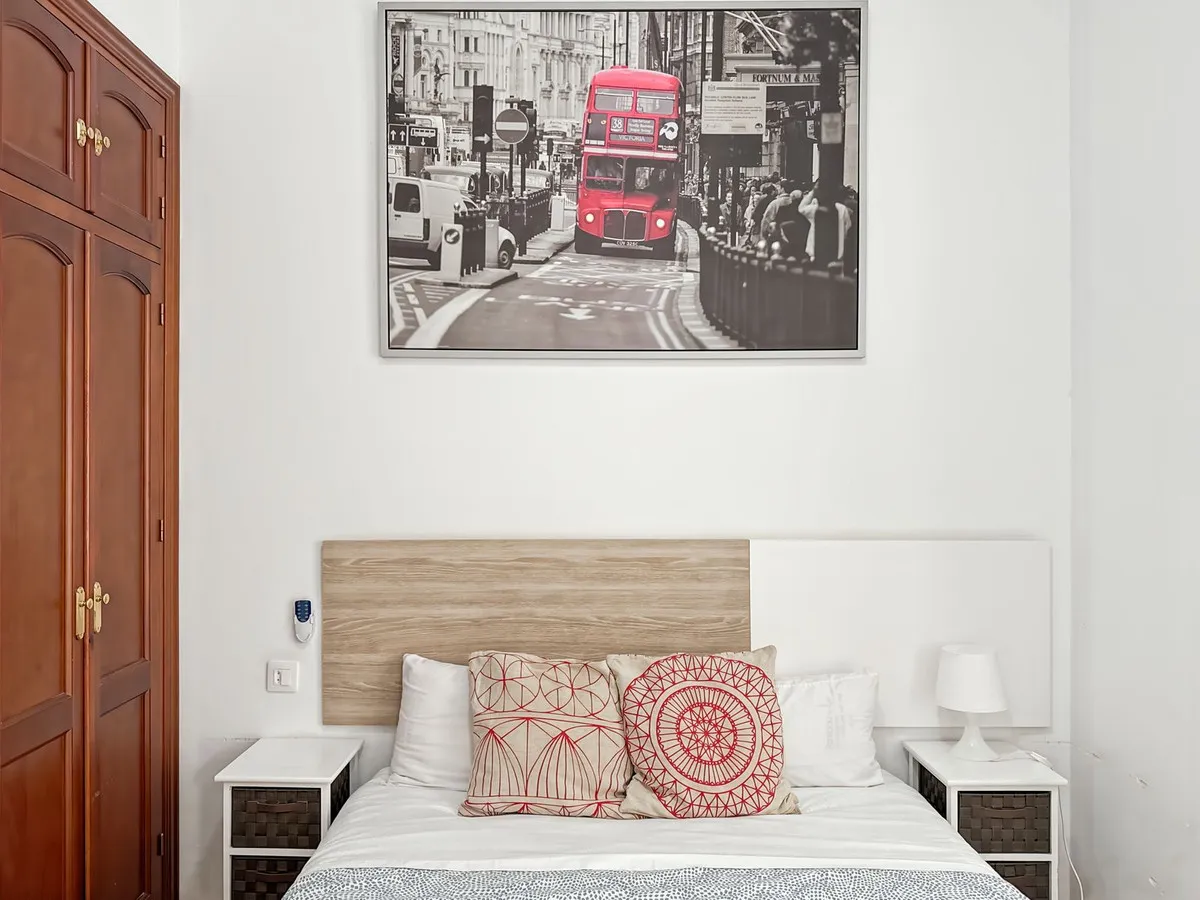 e5a15c0c-9dc5-4573-bdfb-c9cb0a5373ad