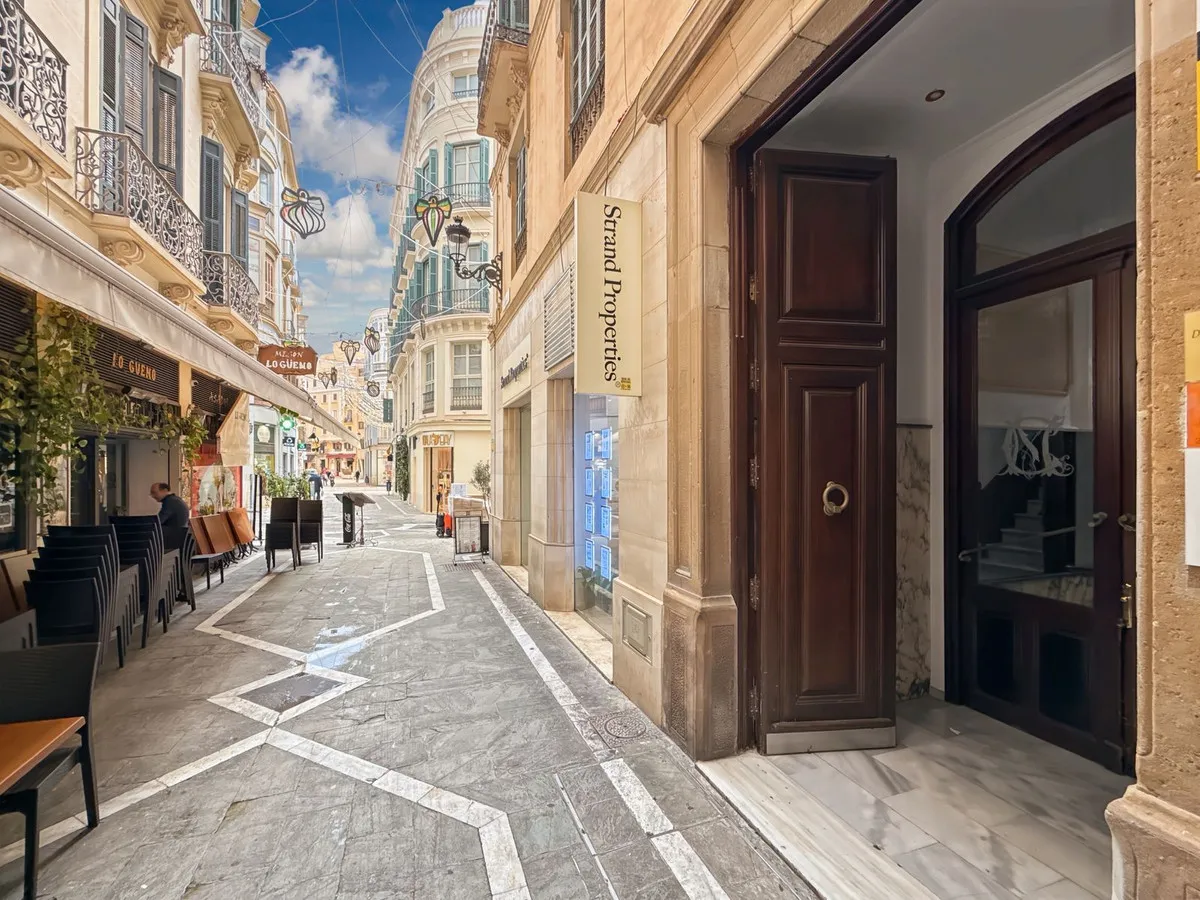 f2ca230b-f4c2-43f4-930d-b4db092227b5