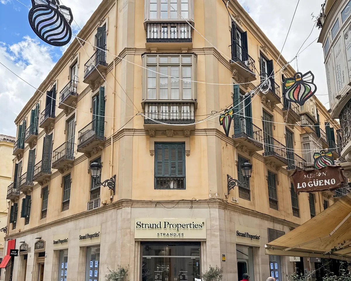 fa73d927-64db-4247-88c8-d2238e98ade2