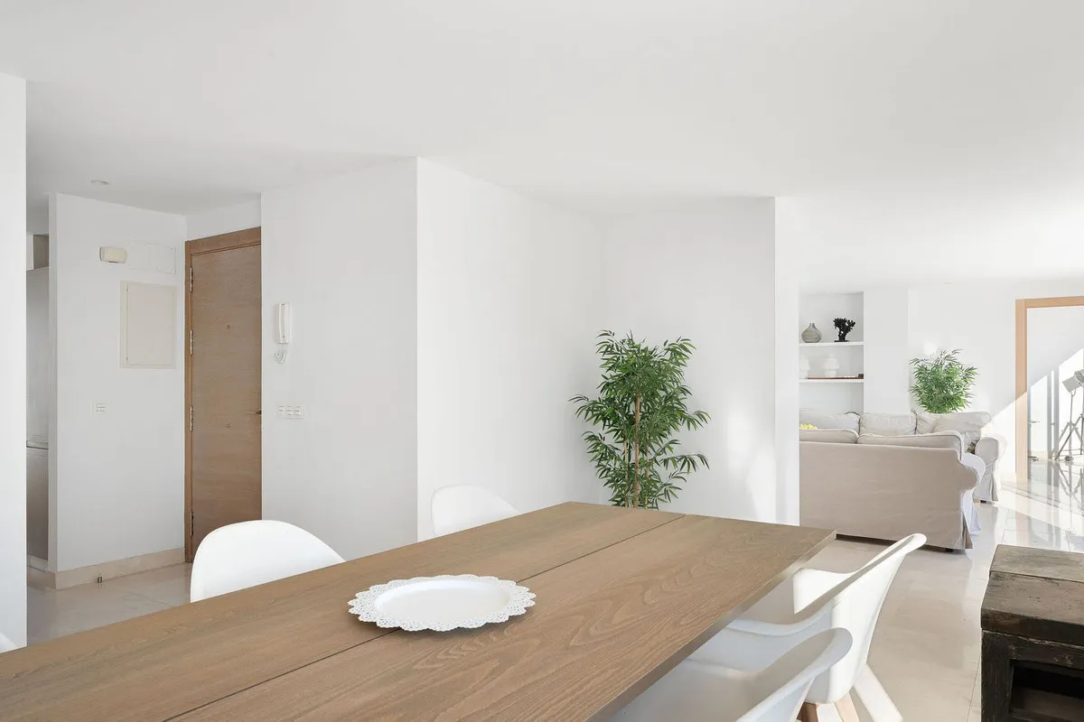 43604144-3b04-478f-834a-69bc851c2f87