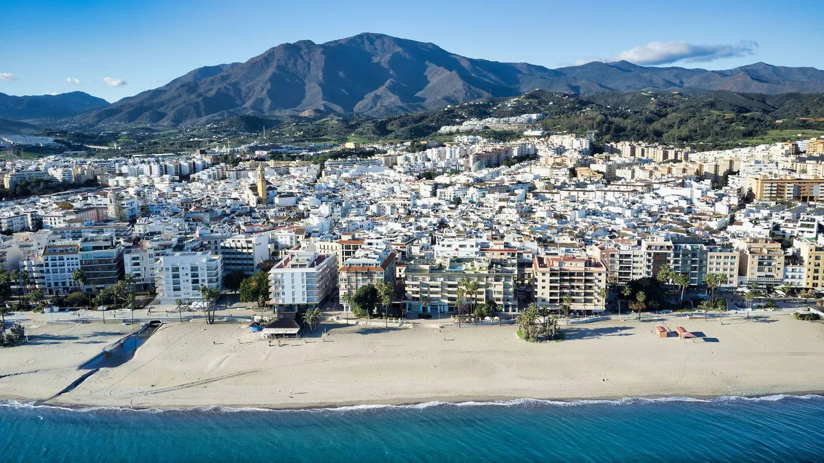 f6889be9-dabf-40f8-9b4b-374731f30d8d