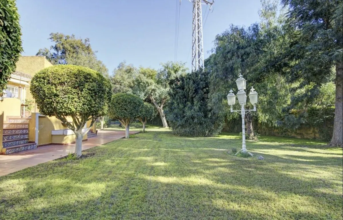 fa94898a-af4c-48e3-a6bf-706c5e64e65d