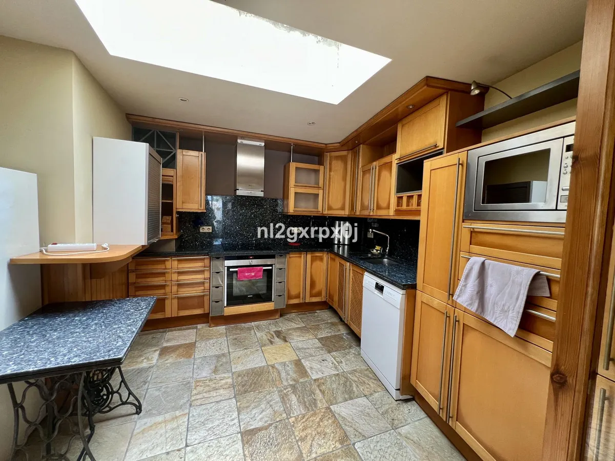 13375c2c-da92-4f6b-9c78-22b5418ecac0