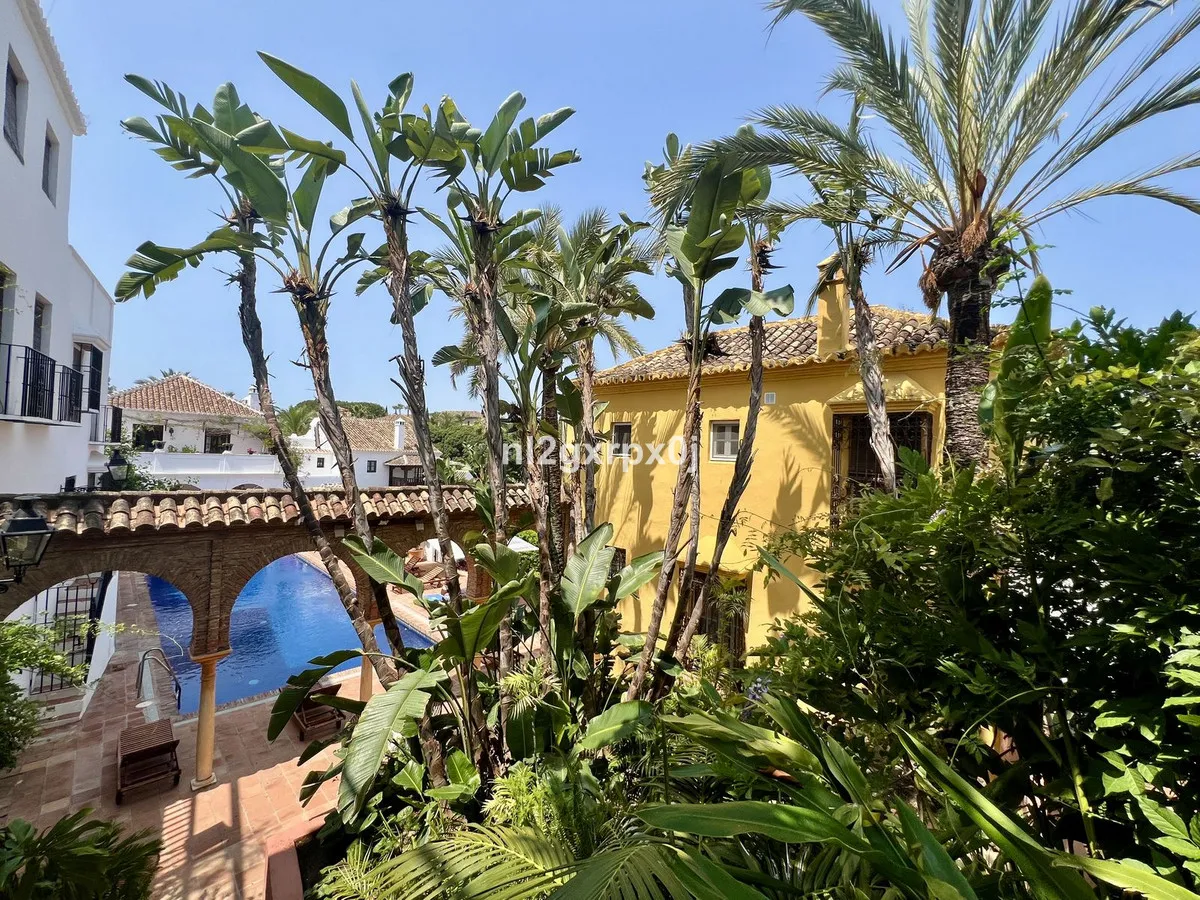 85801263-ec3a-49c0-b25f-47a895dd6714