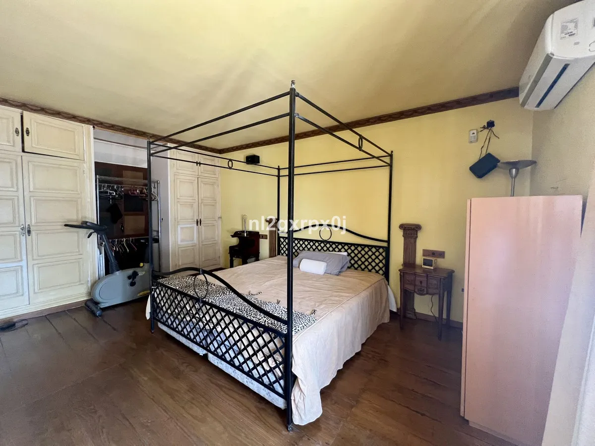 9f7cc2ba-b50f-44ac-8990-37f6834dd7f3