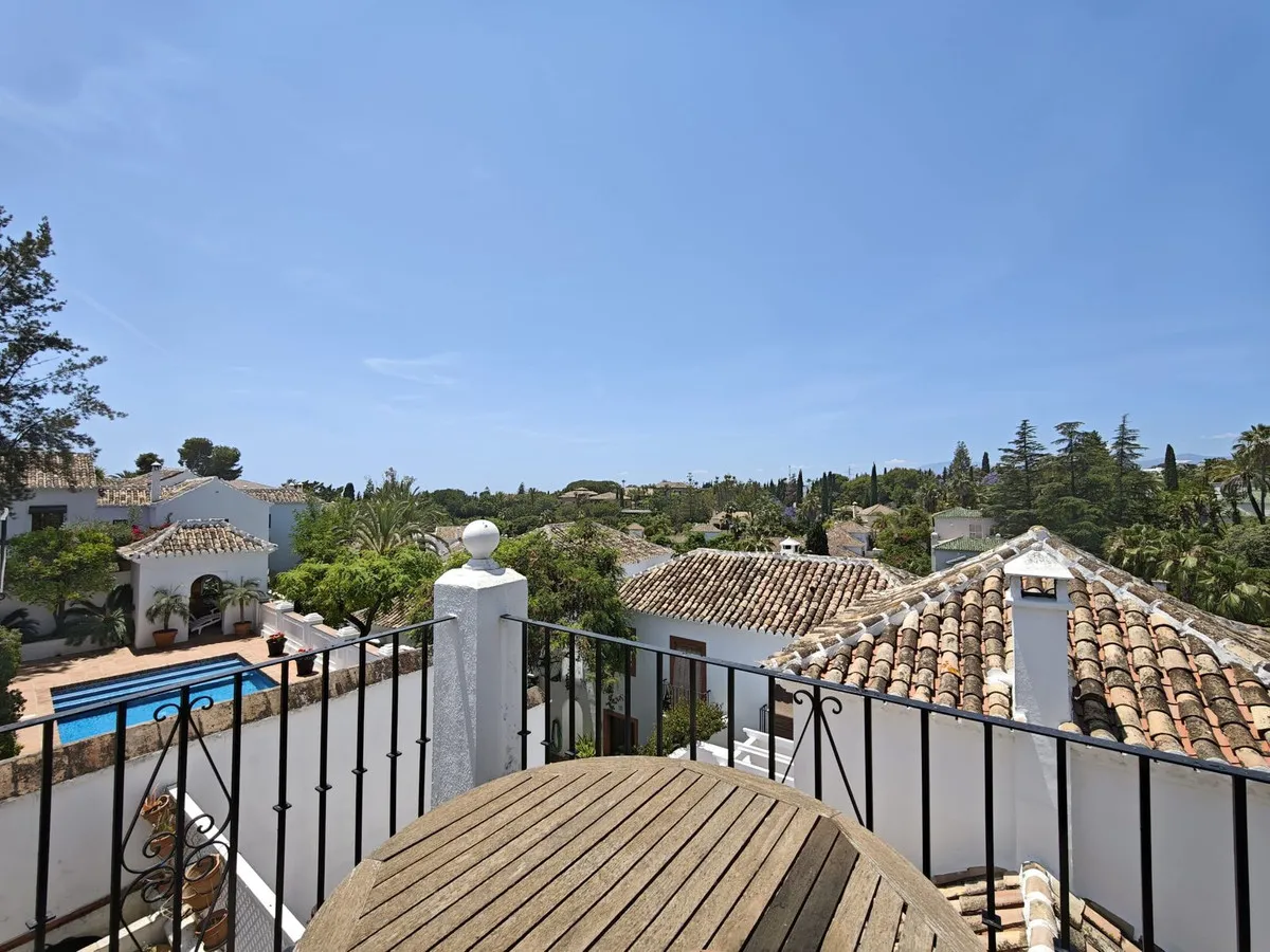 afd638b8-d178-4292-8753-2fb10d613be0