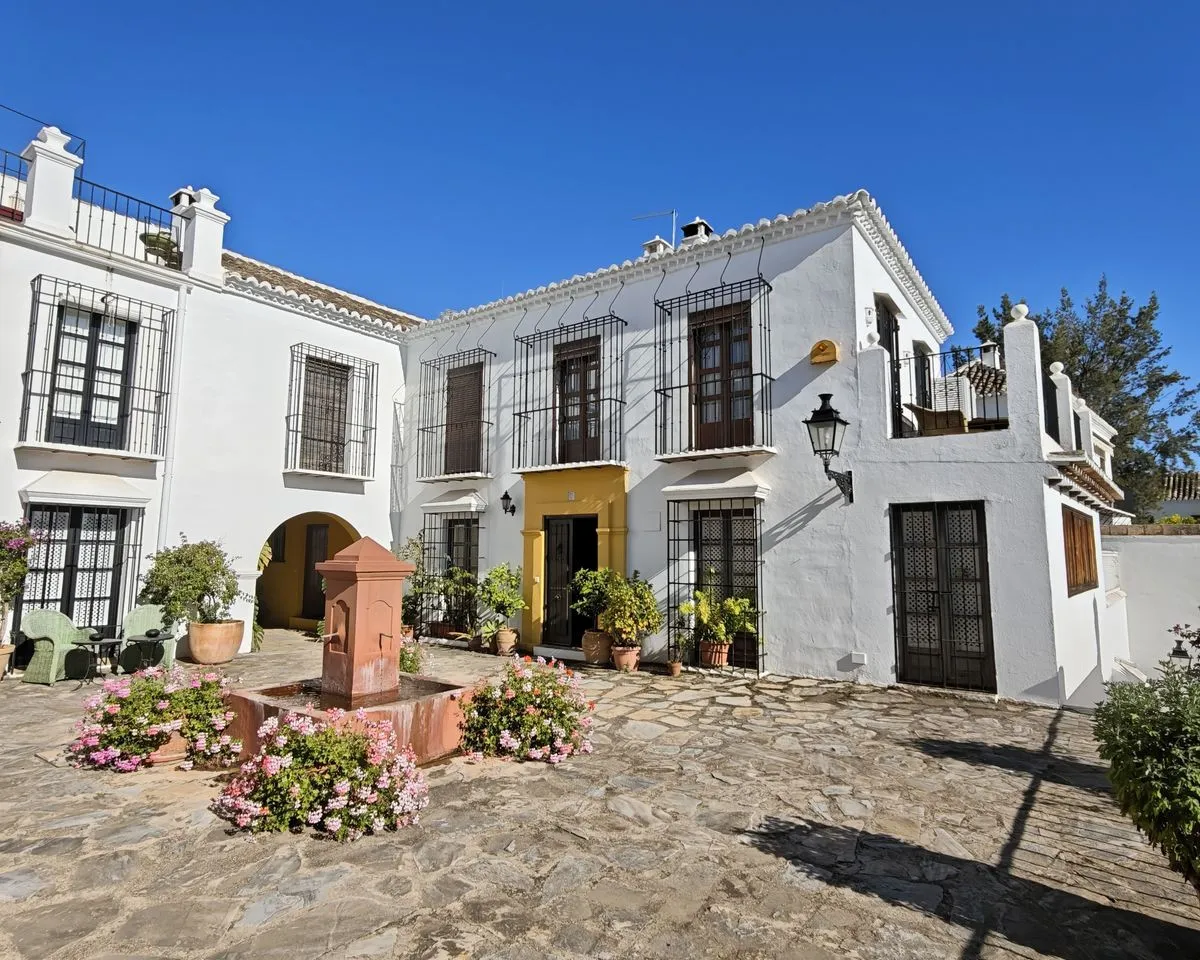 c3e44f5d-995f-4f6c-8edc-11ee49c94a68