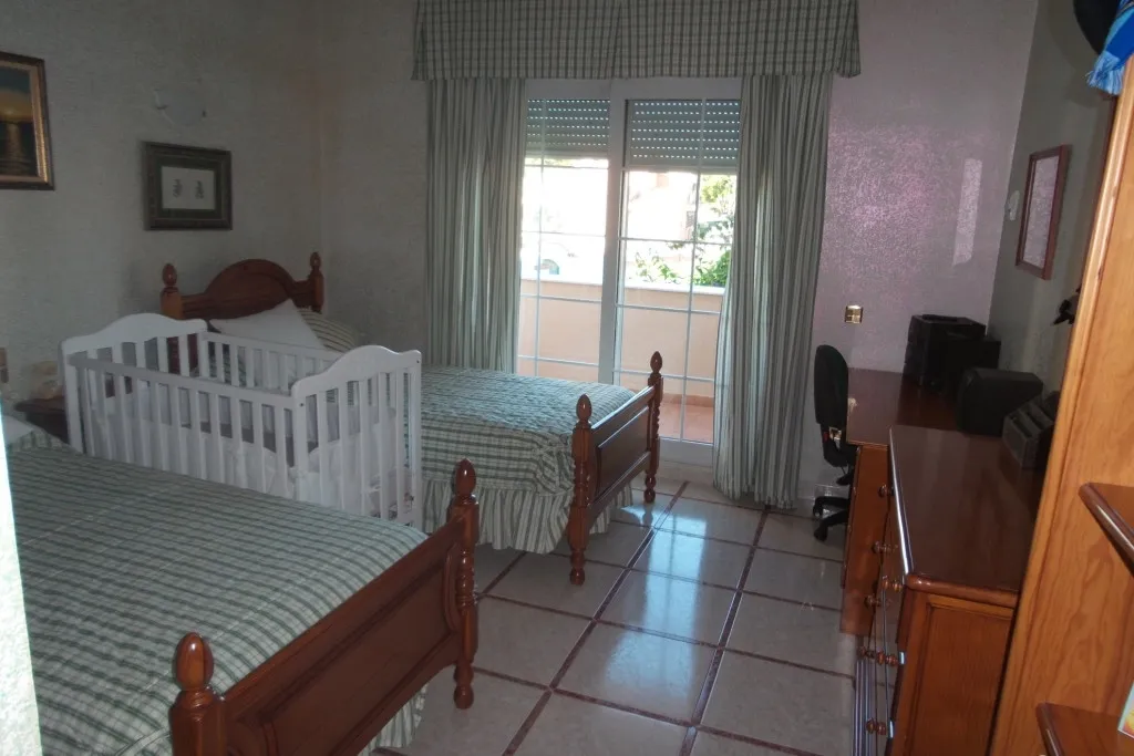 b3283741-0429-4524-9649-128d76c6e272