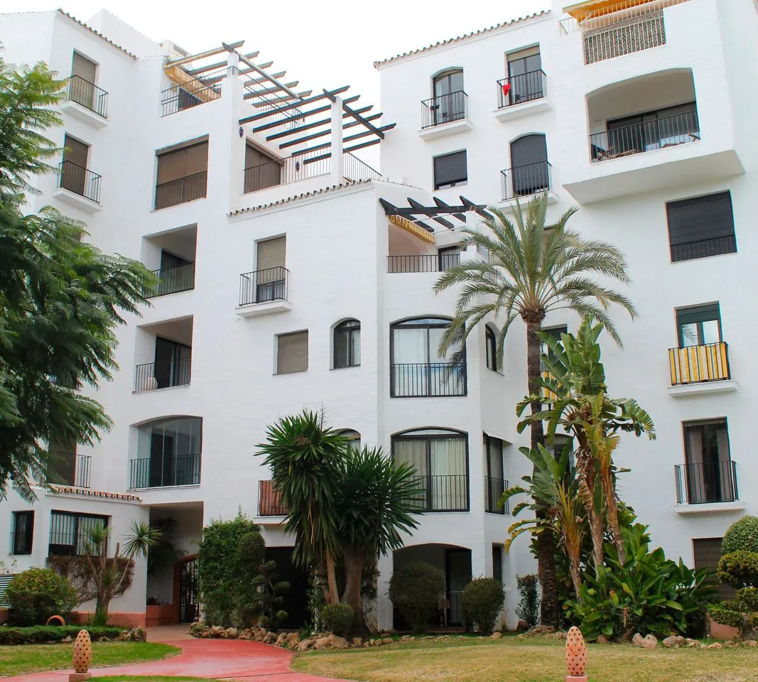 bdeb555e-e1f6-4a5f-902b-f028798074fa