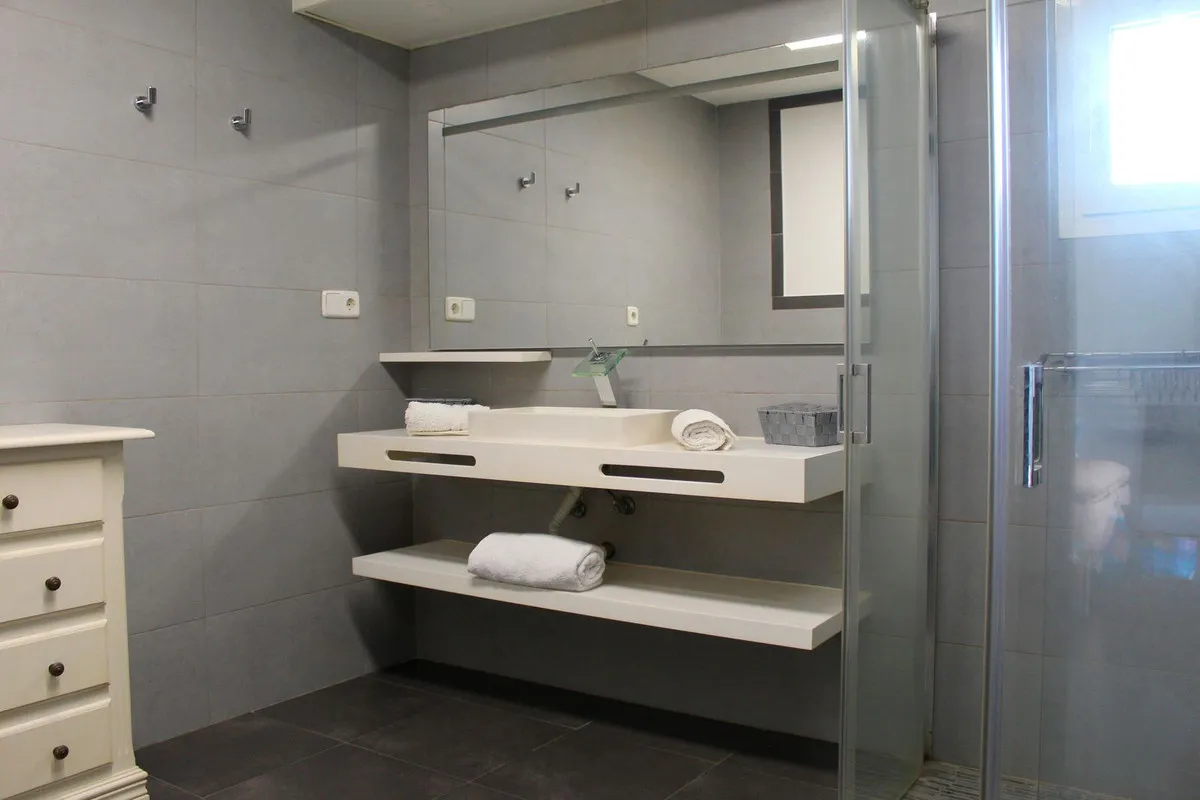 beba155f-e049-49bb-b3d4-f3b5e53dfa2c