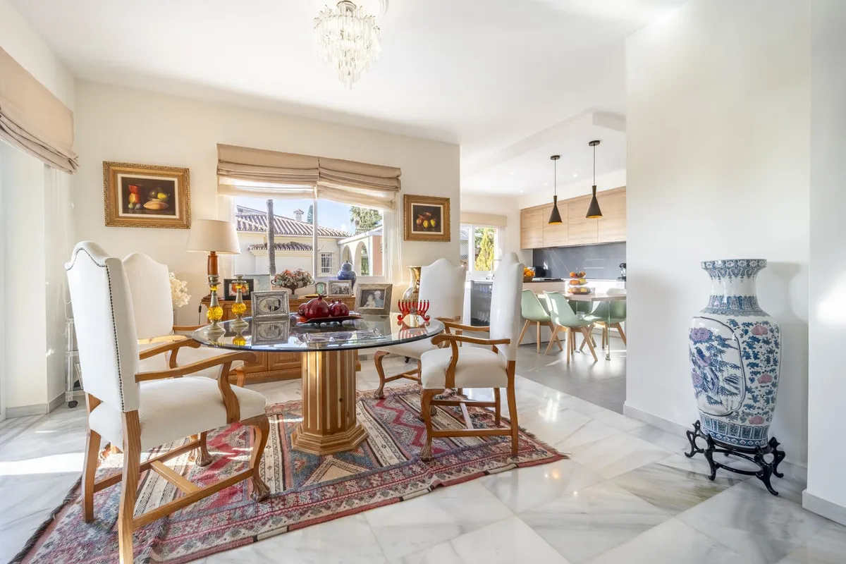 6fa9405c-545c-4514-ac40-d88904159893