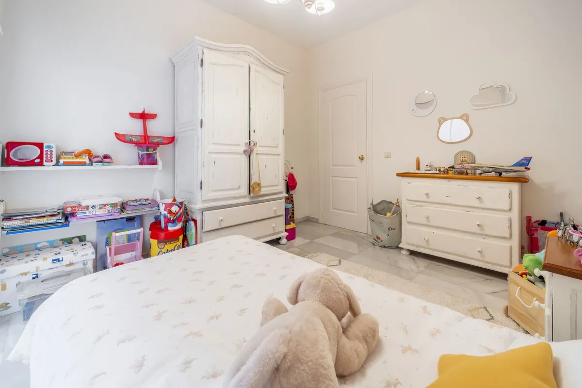 ae15fd57-85c4-4bb3-9619-efd4cecf9872