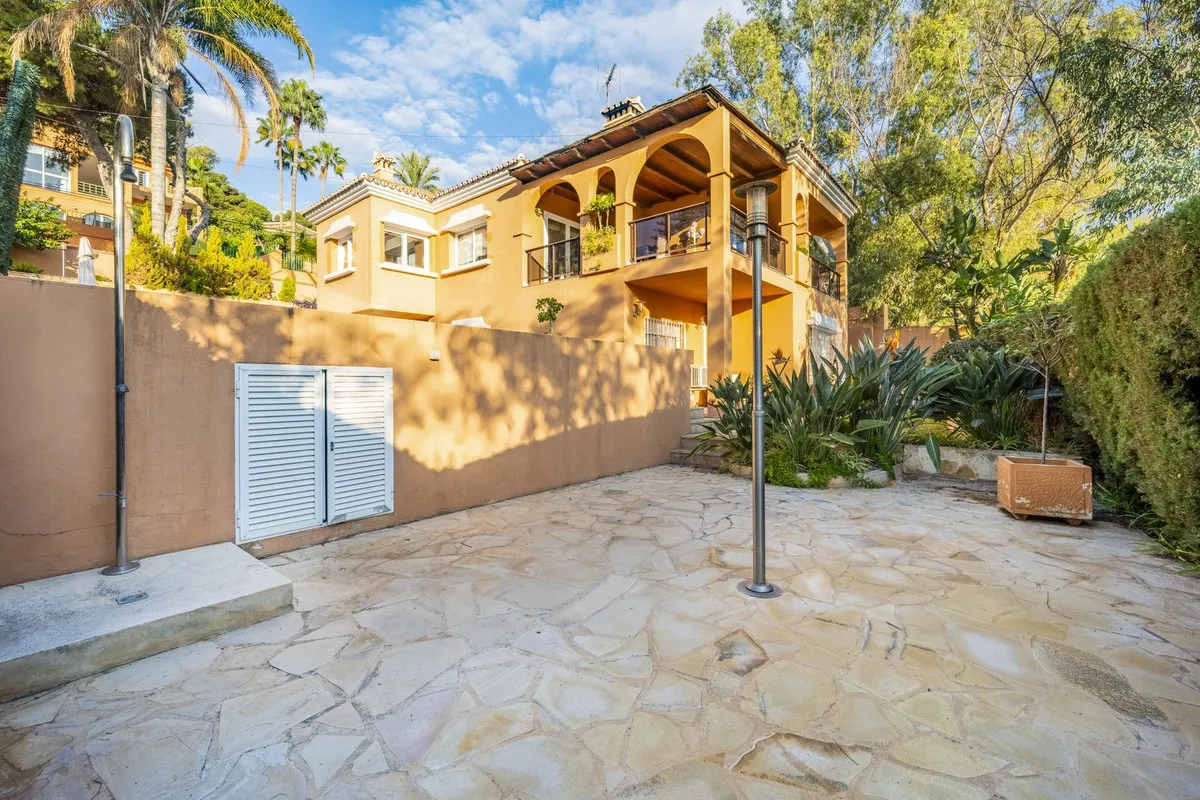 b7a37657-412a-4c48-bc3f-d8c46178f168