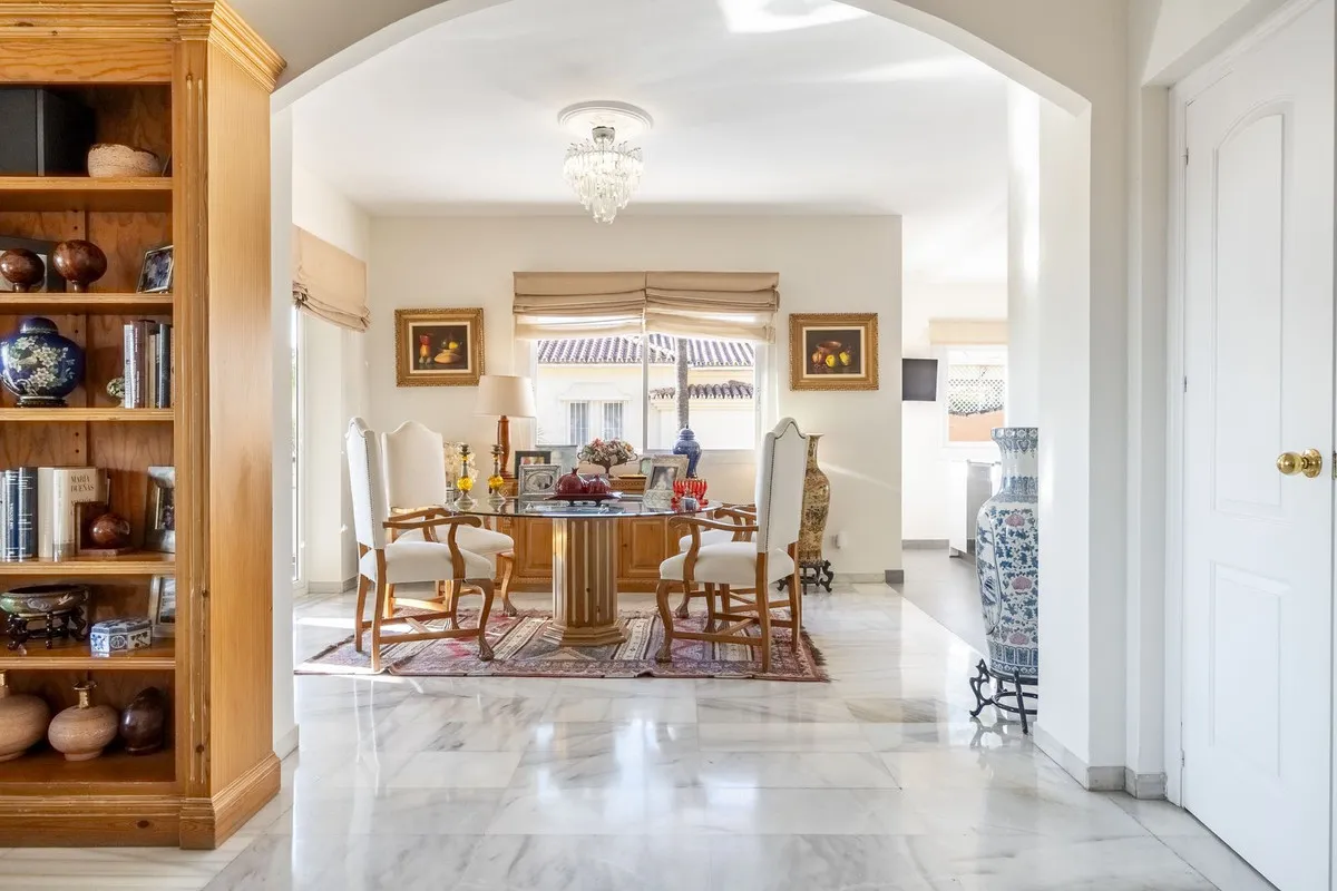 c8b24bf3-03c4-4c6c-974b-7d0746a5c4c7