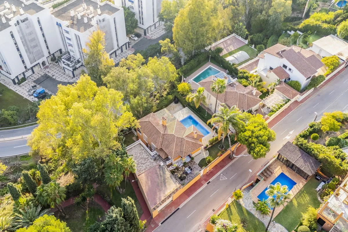 fbc7b654-7683-4098-a7c3-972dc8213937