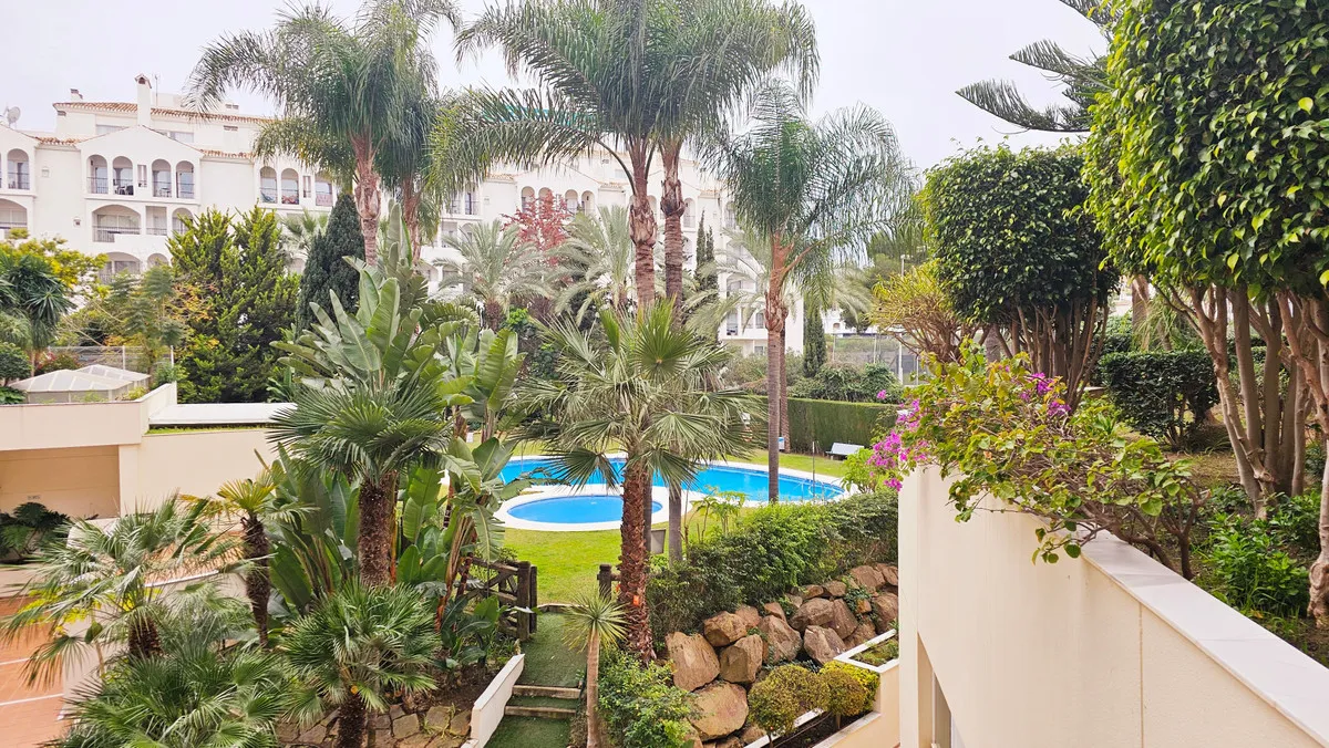 265074bc-8bb9-4474-b1e6-c81c6ab51443