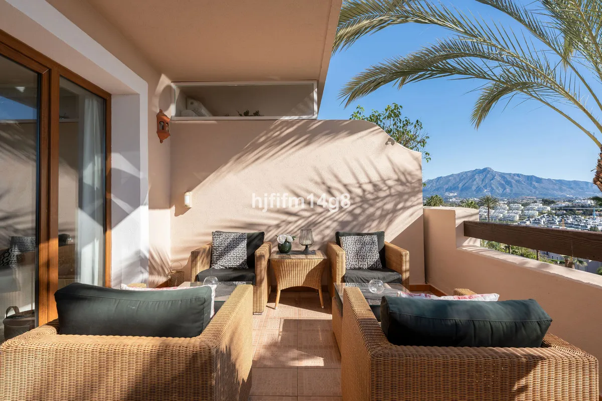 e8f835b1-43a4-4b90-8396-61ce0ff34120