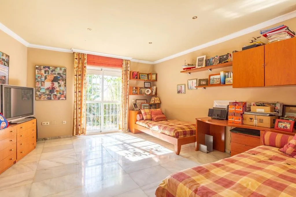 f38a3262-2991-4014-aa80-b615071306ed