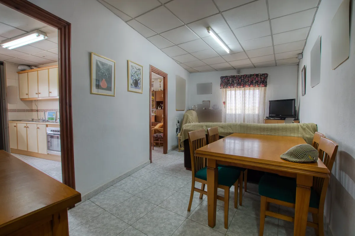 25a7e654-b62d-4724-9d2b-d3ec8c850f39