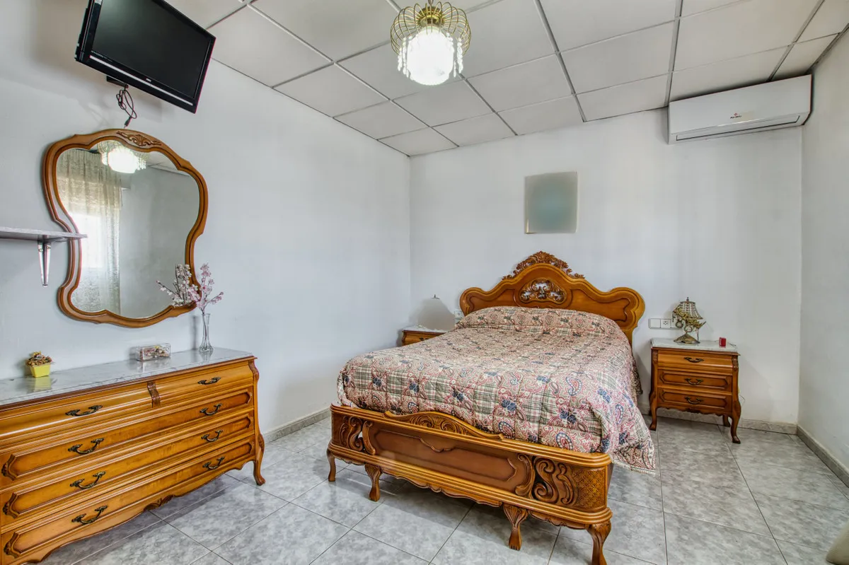 6998dae6-e959-416d-9232-2acd825f2c72