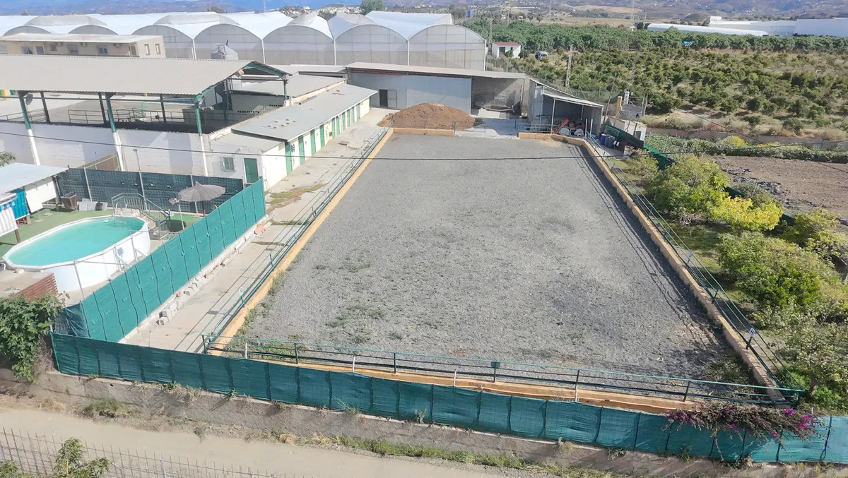 b904da52-bdbf-459c-82a7-fefb8579f2f3