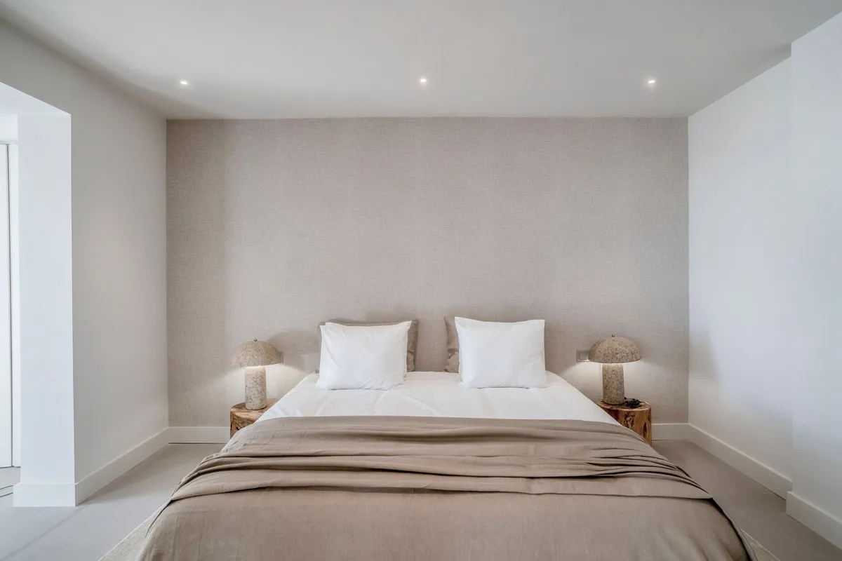 856cd36f-7931-4e3f-aafb-4052ec981a17