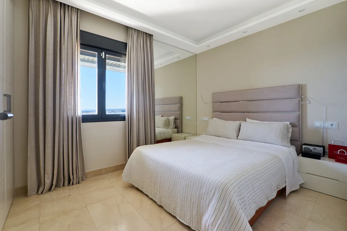 76afeef0-ceae-427d-9748-a854ab3acfcb