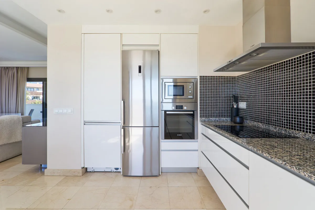 e1dab24b-85da-4fc0-9ae7-2bfc99a0df96