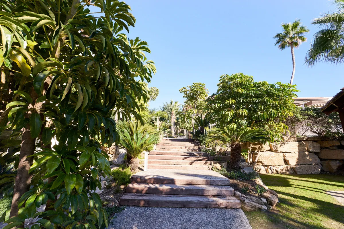 fadc3e15-adab-4ae0-9604-9827fb9221ca