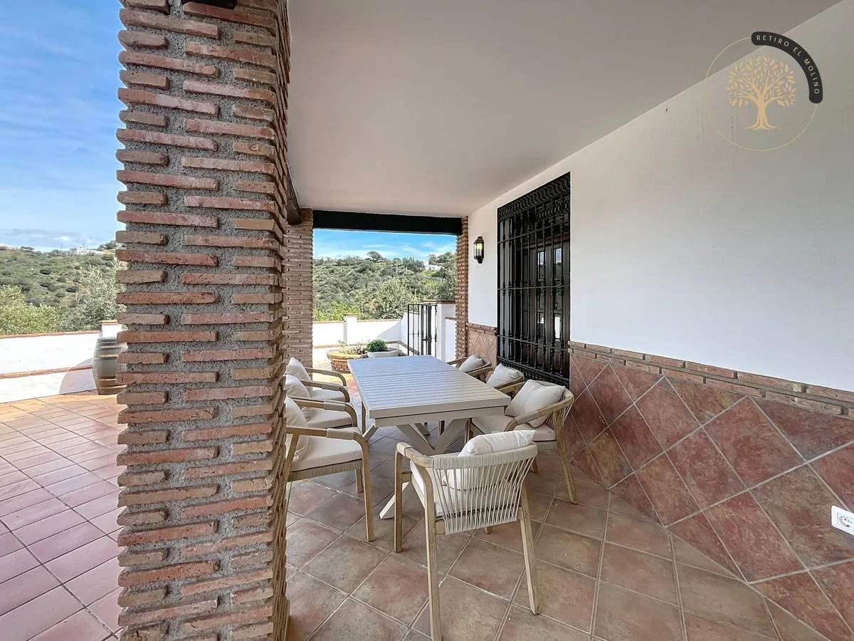 c5a59784-eb52-4b9c-a0a4-a4dcff10ffe8