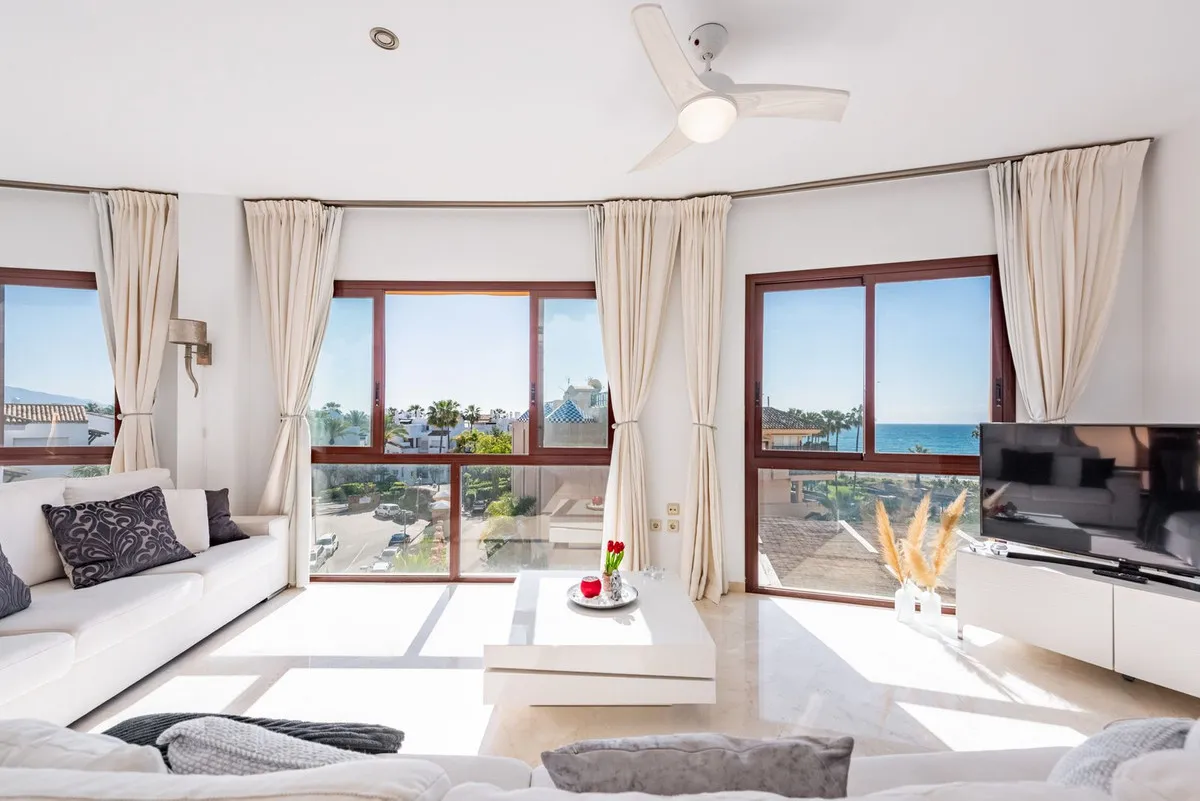 5a1b5ea6-1ec2-4101-af95-d6461393dde9