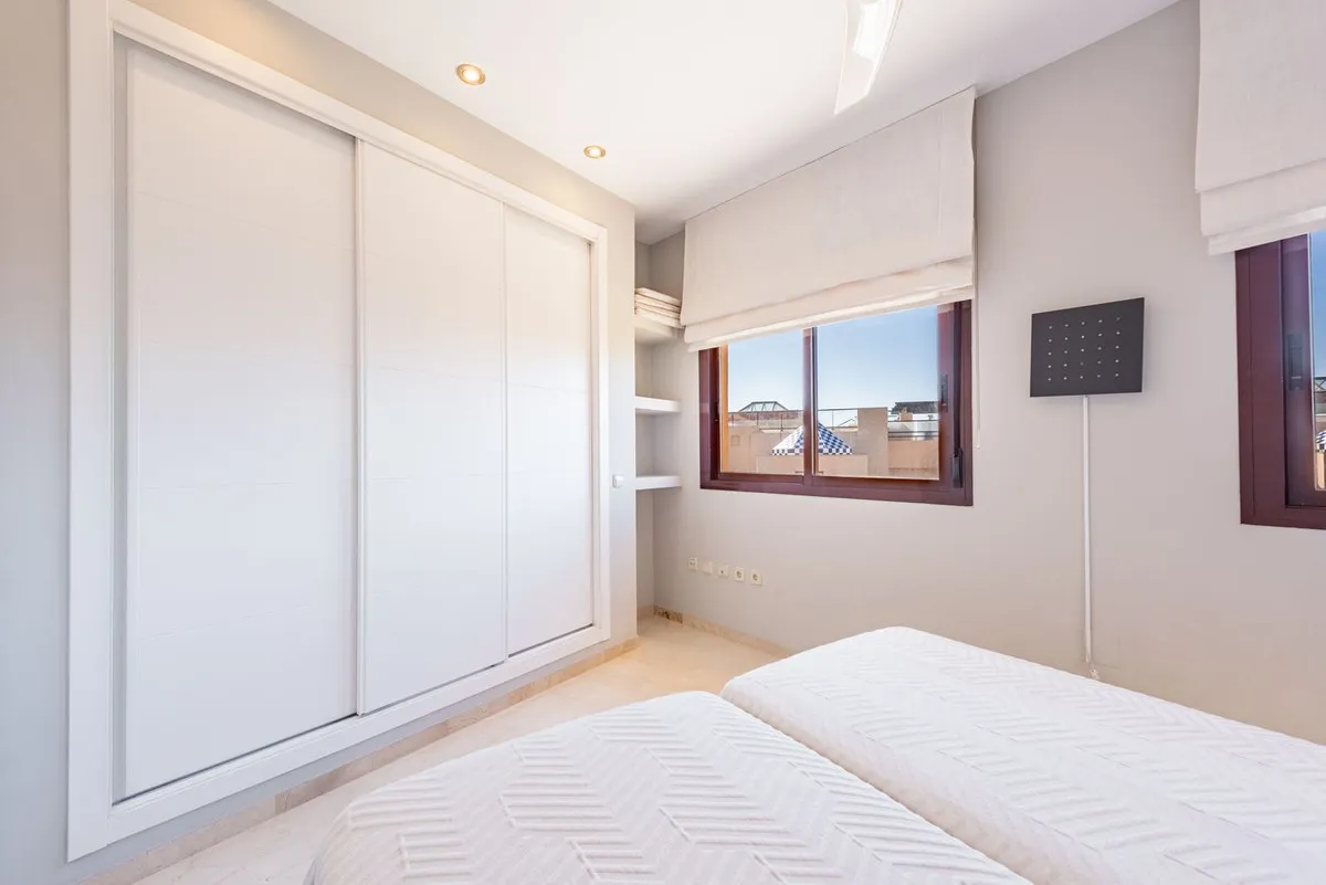 b46c6810-bc75-4781-acd7-bea6b7fcf7d7