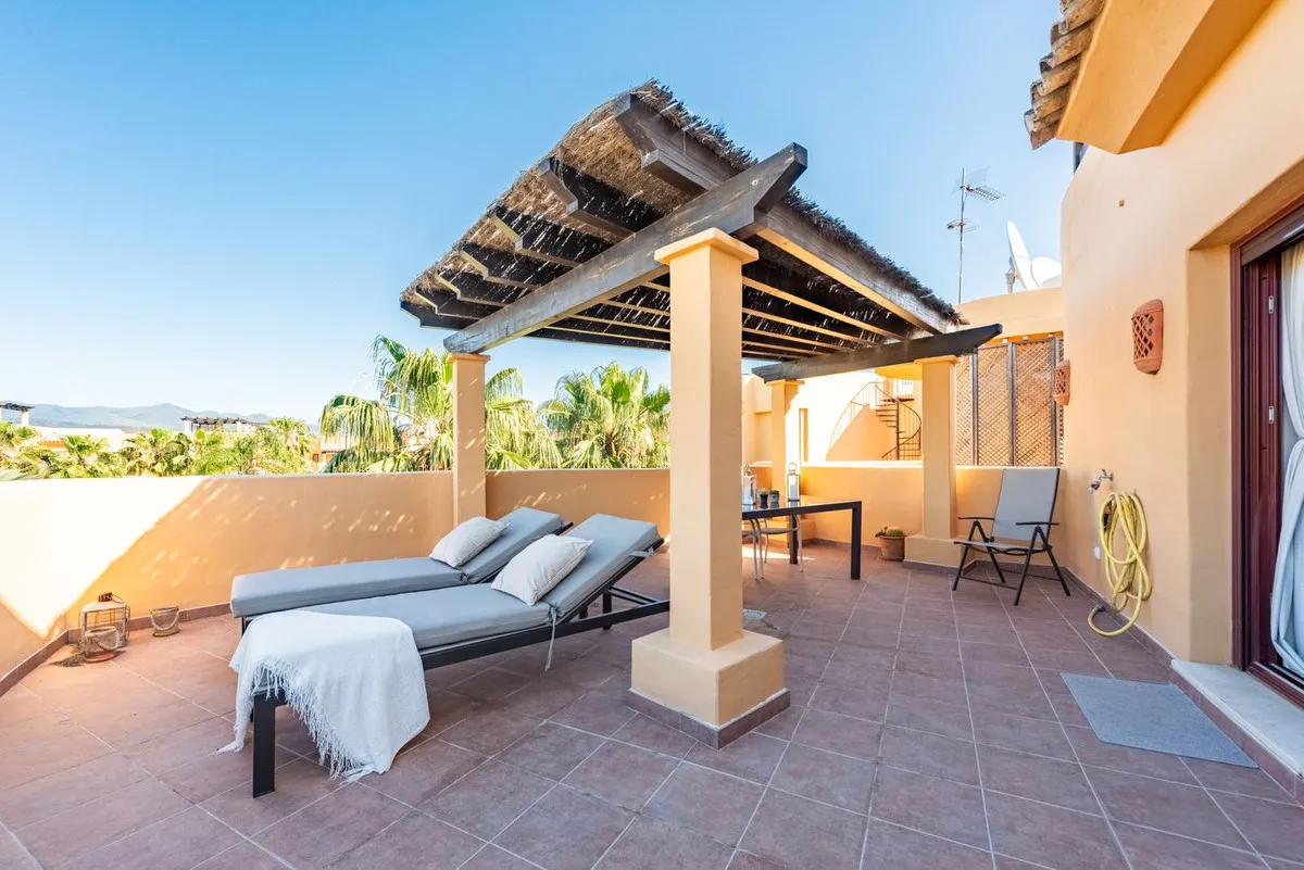 e9cd18c5-59c1-4977-8714-d13296bc2b6c