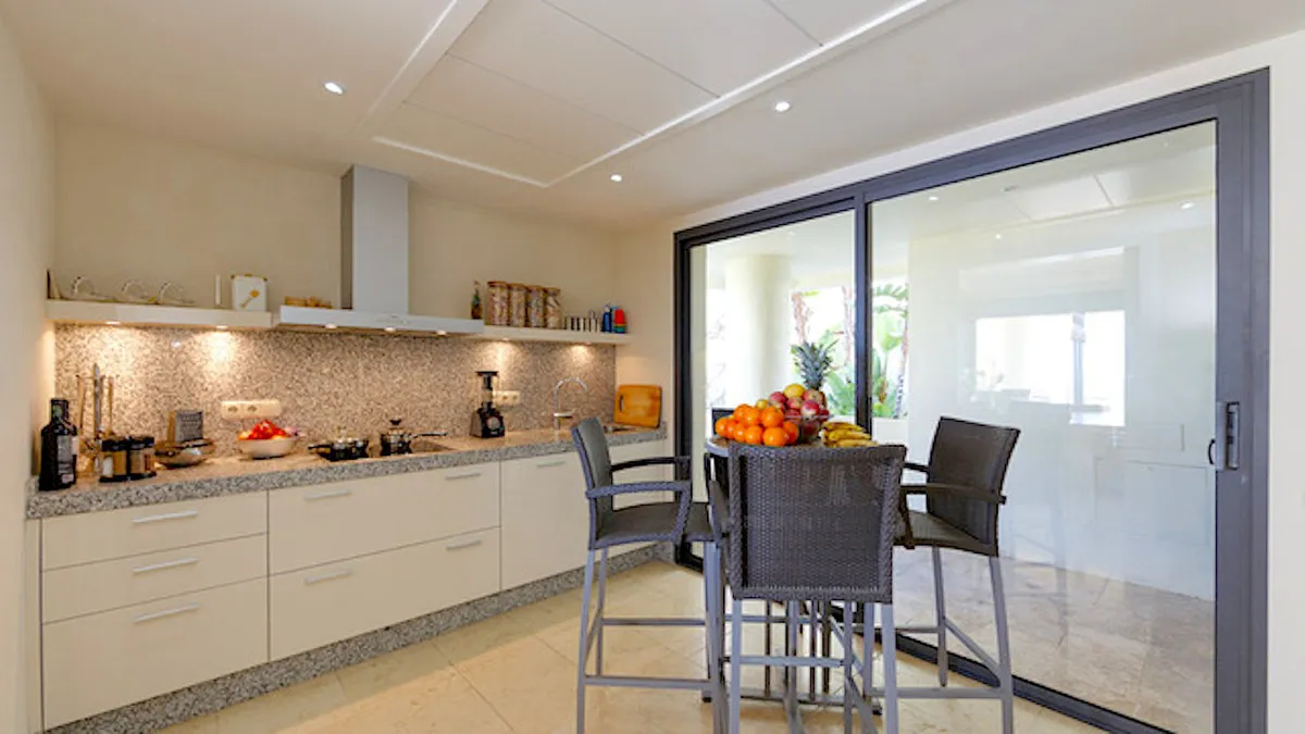 20eba349-c527-40b2-af54-25addfe7539a