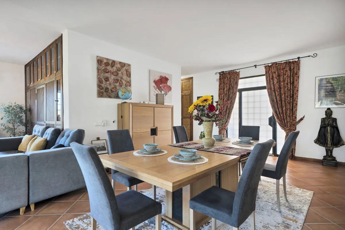 b0c7f835-436c-4bee-b358-e9f381dab3c8