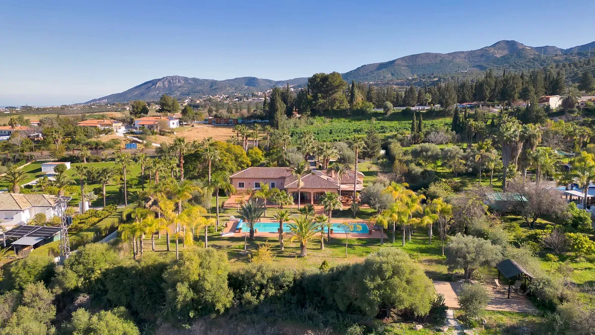 b5ef0308-074f-44dd-b95b-987153cdf601