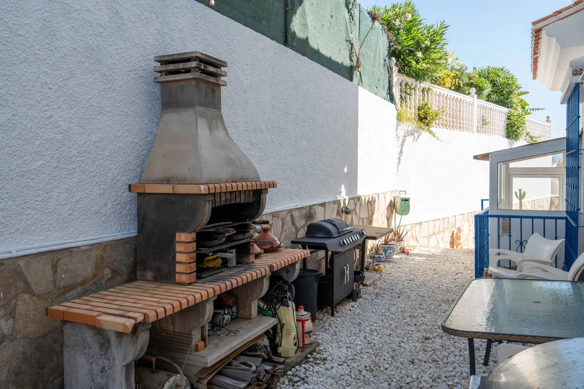 97aaf414-d35b-4c56-bfd7-fce65d3c9f30