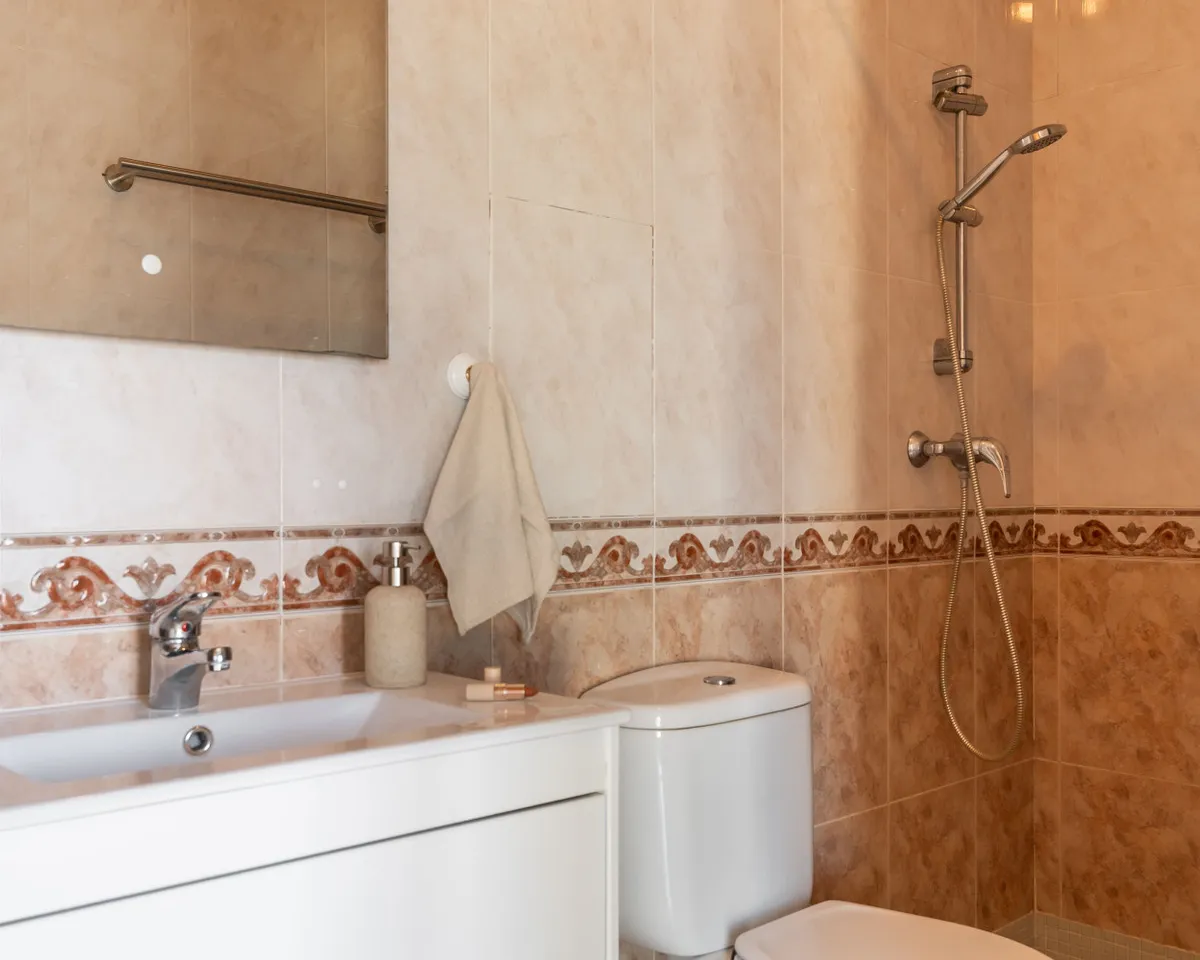 edae8bdc-0ed8-4dae-9c39-018af4885bfa