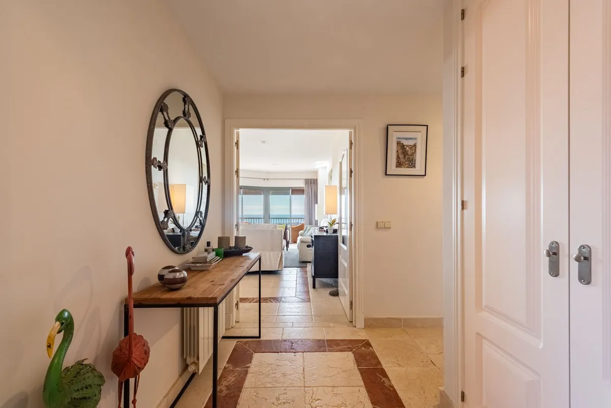 acd2bc9d-0e77-4bf6-be41-bcd85e68909f