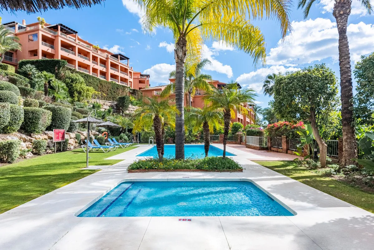 e8740000-af42-4ec3-beba-c1b989b51b7b