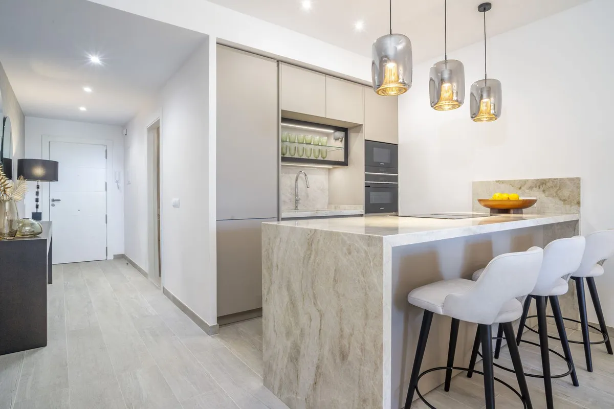 01e2ff97-2770-42ea-80da-6bf50e60c540