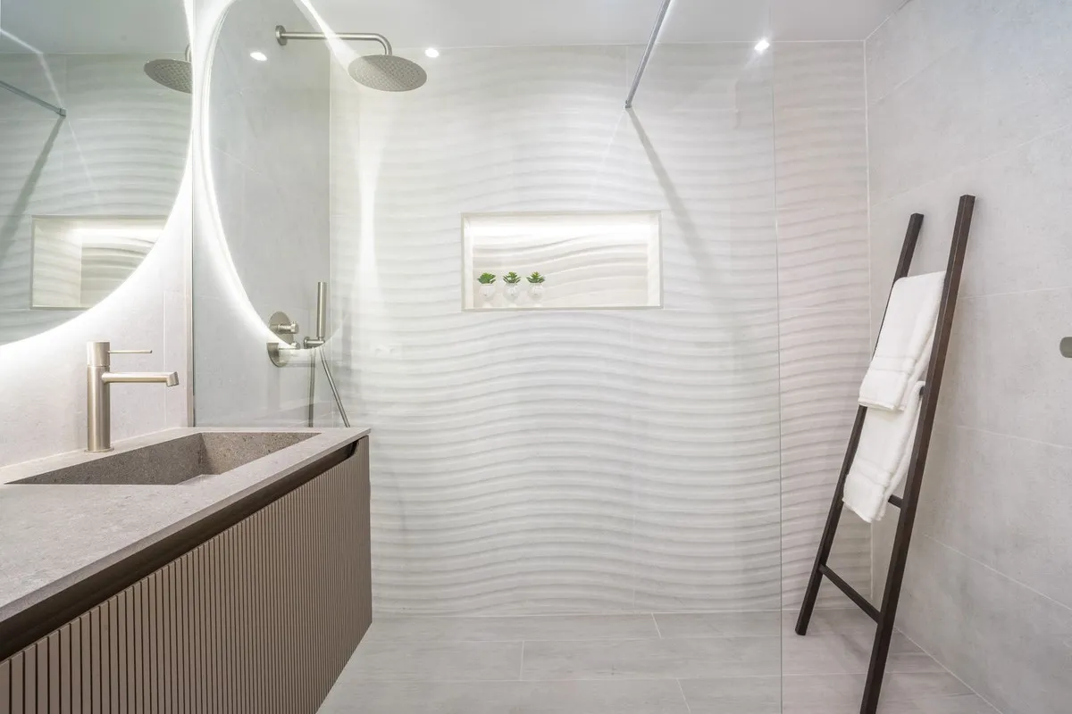 06095cd6-b4f9-45ca-becc-9d5a8e1a8c5d