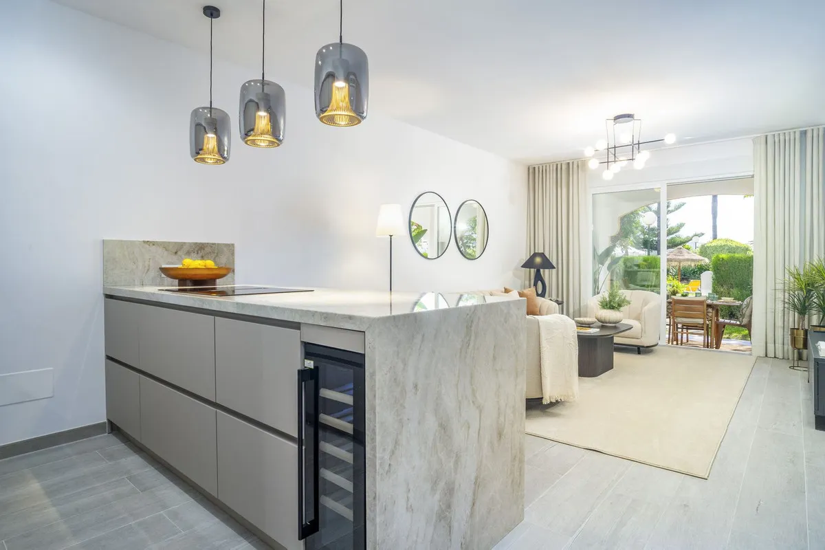 22703950-4e71-4640-9ee1-2f1fe8a7bcba