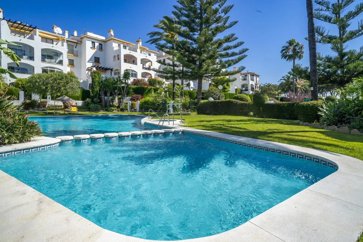 5b0418bf-2ba4-475b-bdb4-80e1fcefb538