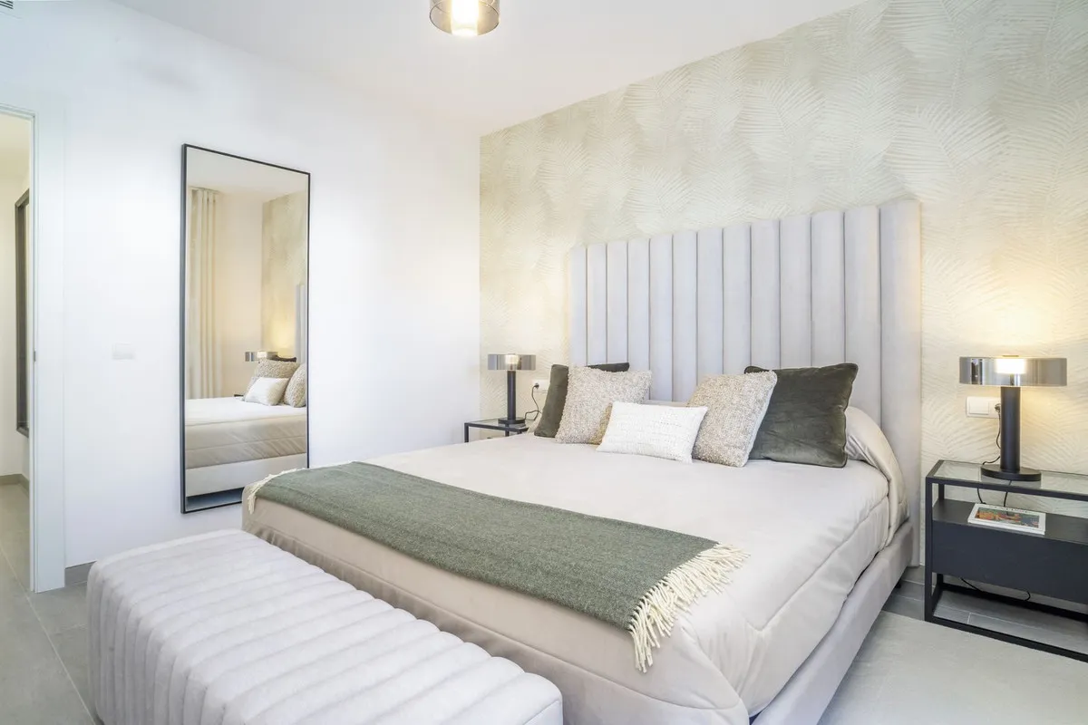 64dee1d0-326b-4675-b18c-c3cc459c1c92