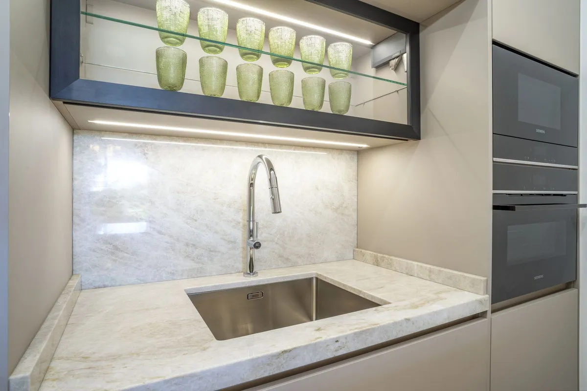 7e2a24dd-a900-46dd-8905-e38f41837525