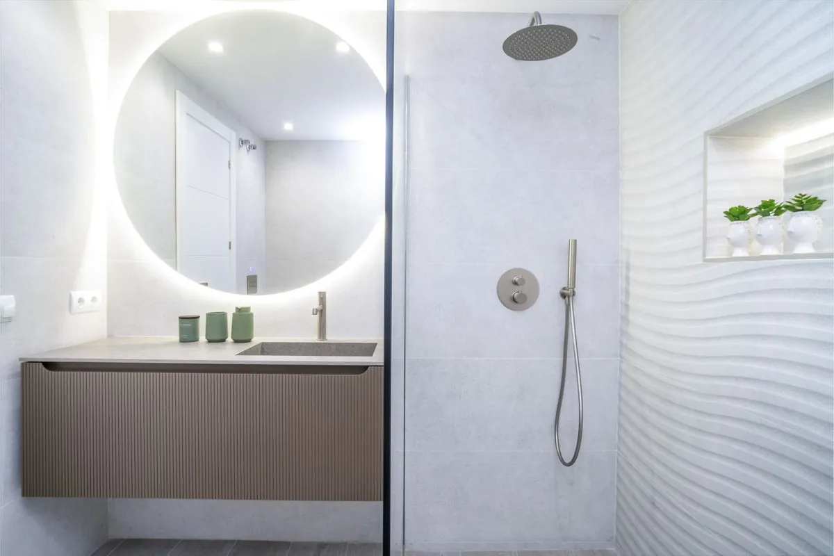 a3f09837-1673-4dc4-89f8-e0120d8cac24