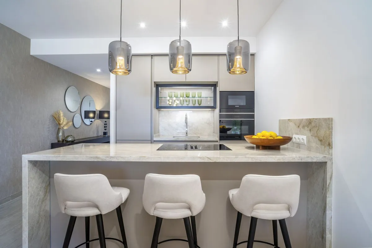 ae4aad8e-d20f-4fa3-852f-962335f7140d