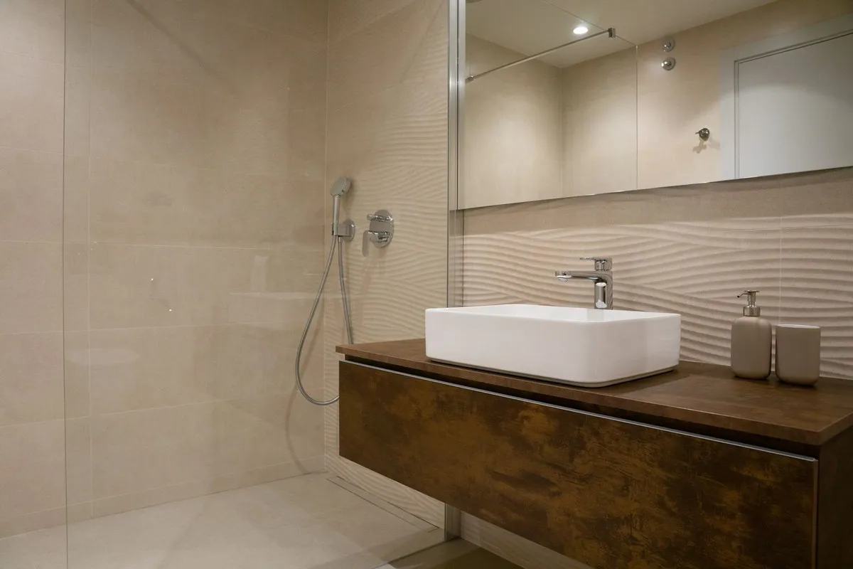 281808ba-acad-46a7-8bcb-801408eda163